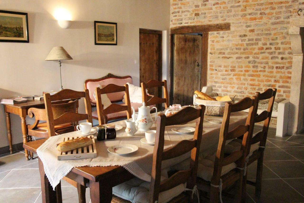 مبيت وإفطار Montbeugny Le Domaine Du Mijarnier المظهر الخارجي الصورة