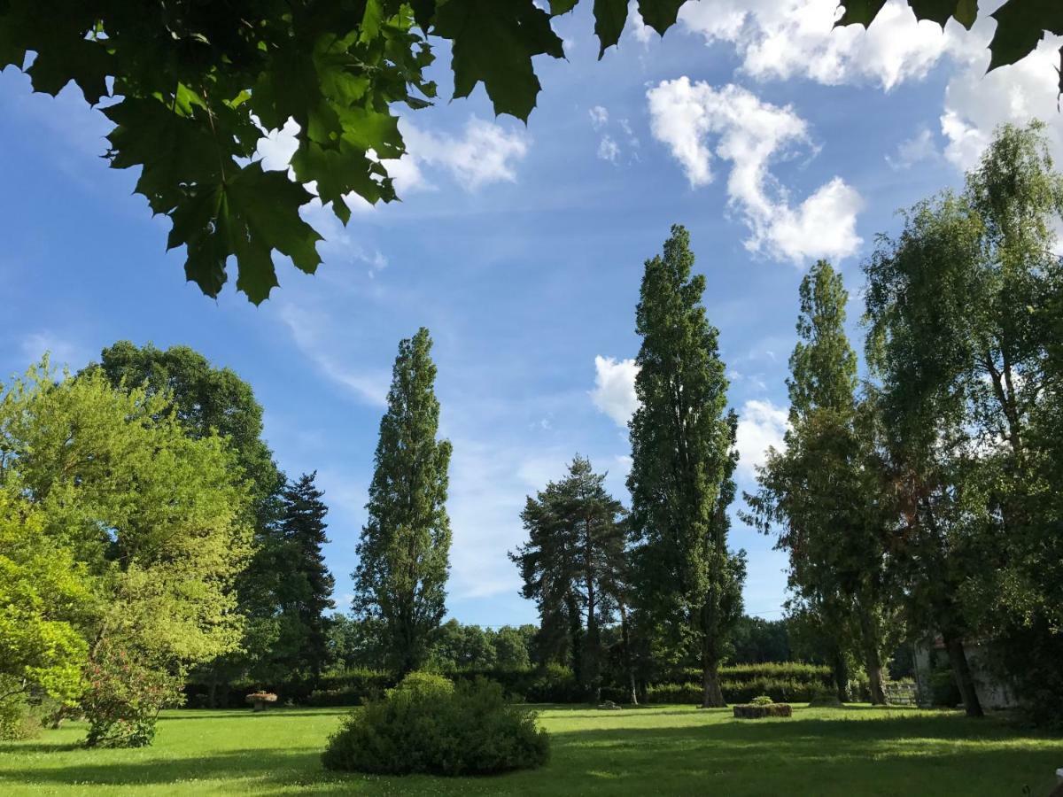 مبيت وإفطار Montbeugny Le Domaine Du Mijarnier المظهر الخارجي الصورة